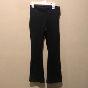 Black Xersion flair leggings